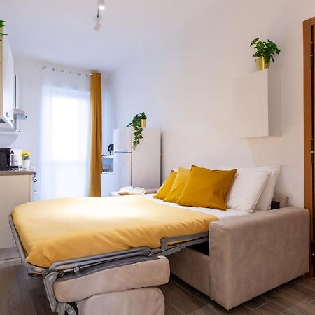 Milano City Apartments - Stylish House Free Wifi-Parking-Airport Dış mekan fotoğraf