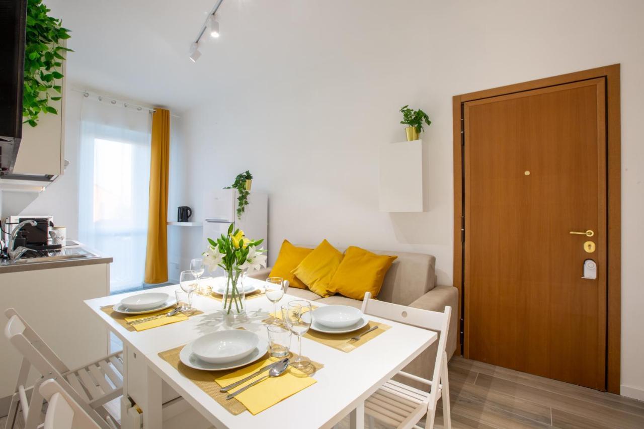 Milano City Apartments - Stylish House Free Wifi-Parking-Airport Dış mekan fotoğraf
