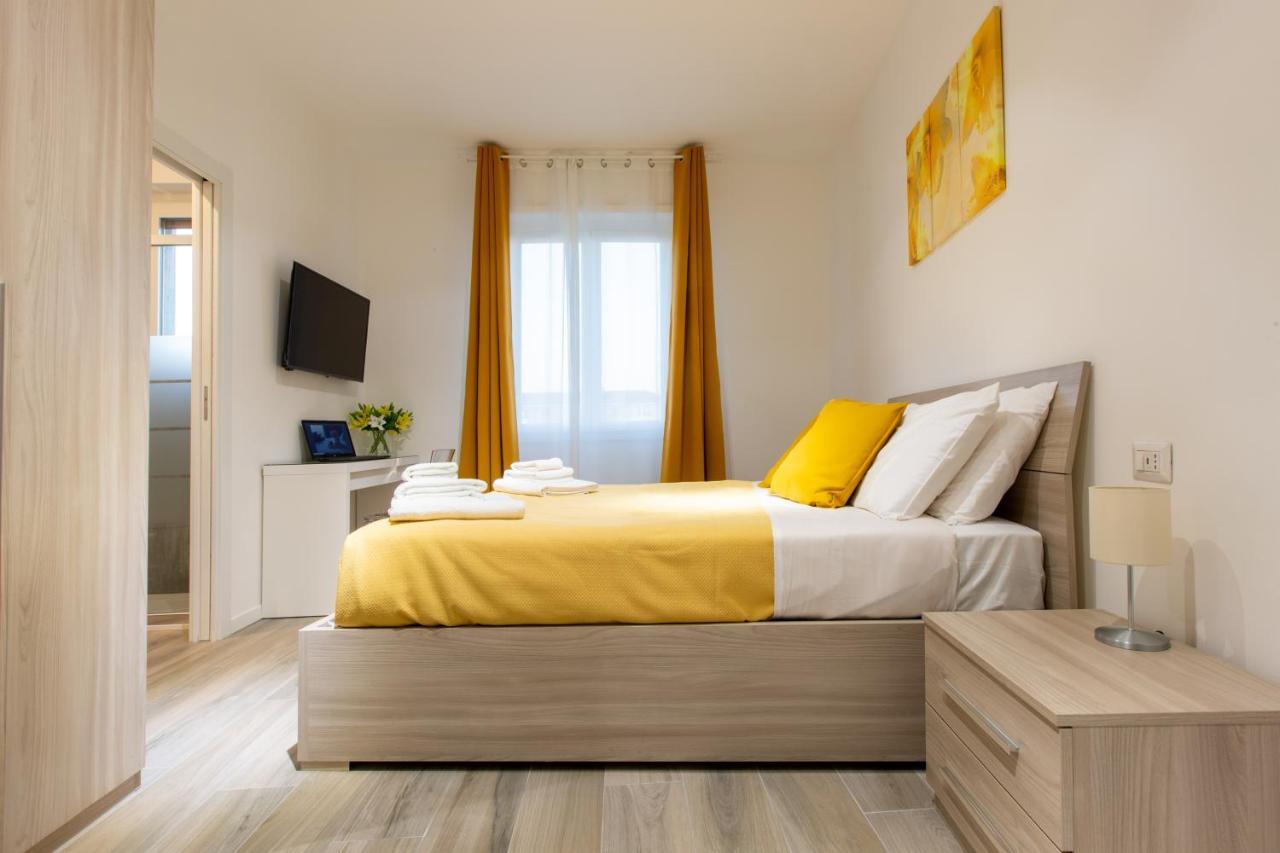 Milano City Apartments - Stylish House Free Wifi-Parking-Airport Dış mekan fotoğraf